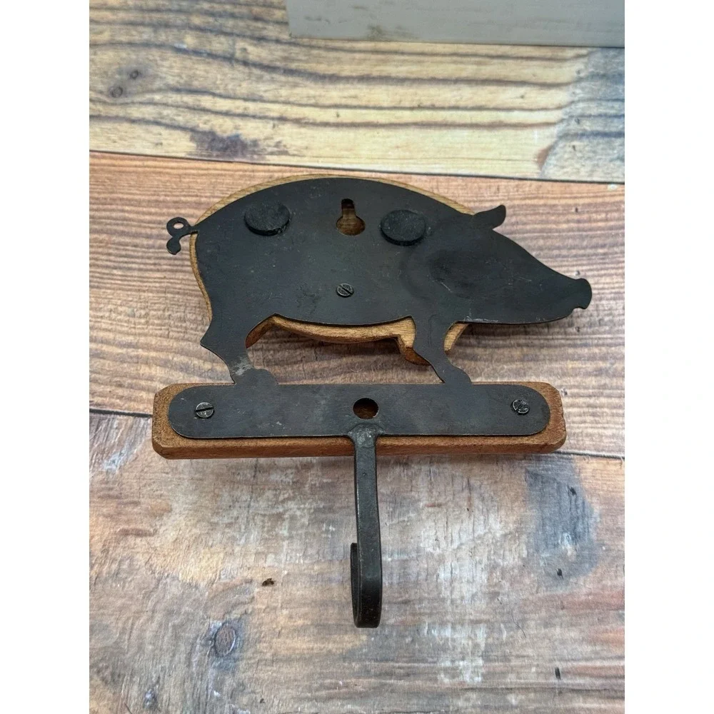 Vintage Rustic Pig Wall Hook Wood Wrought Iron Pier 1 Farmhouse Kitchen